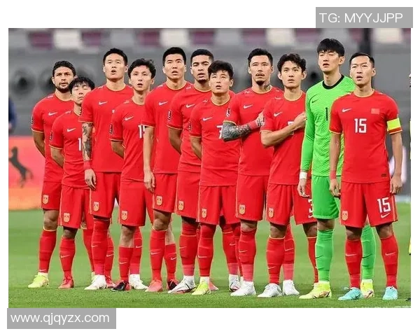 杭州足球队逆袭之路精英赛特别报道展现团队拼搏精神与辉煌成就 杭州足球队逆袭之路精英赛特别报道展现团队拼搏精神与辉煌成就